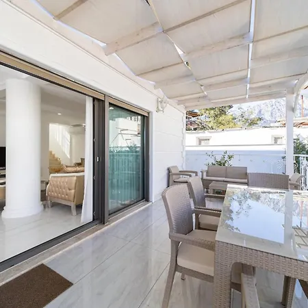 فيلة Luxury In A Peaceful Neighborhood With Pool *